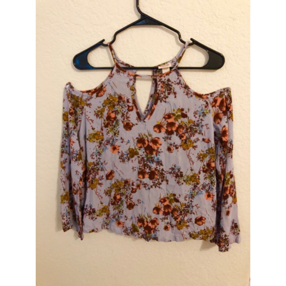 cold shoulder top